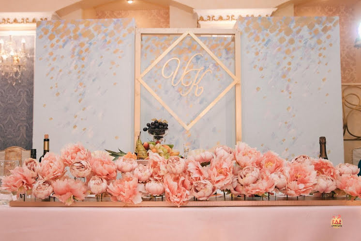 Большой зал в «Дворянское гнездо» фотография №7