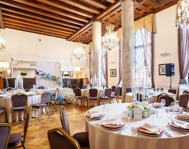 ресторан Hilton Moscow Leningradskaya