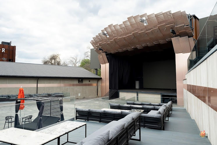 Концертная площадка в «Embargo Villa» фотография №6