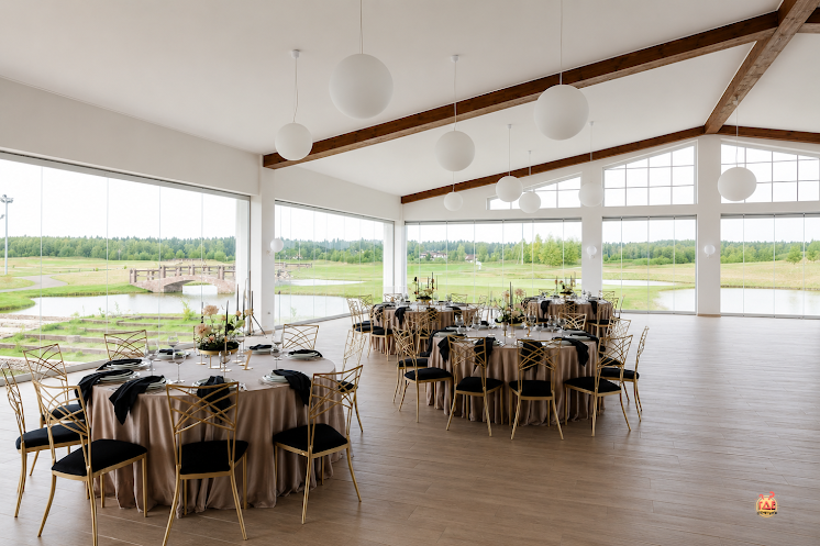 Панорамная веранда в «Dmitrov Golf Resort» фотография №15