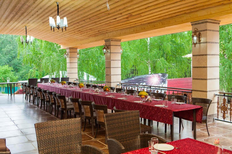 Летняя терраса в «Жемчужина» фотография №9