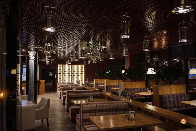 Зал на 1 этаже в «Перчини Grill & Wine на Волжском проспекте» фотография №3