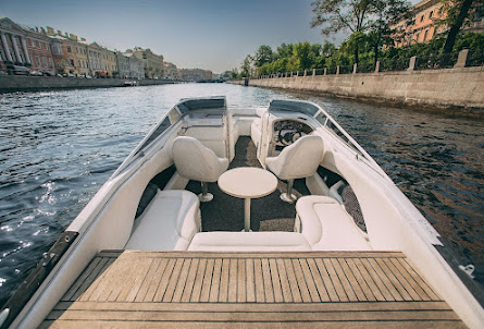 CROWNLINE 266 "BLACK SHERIFF" в Монтерей 