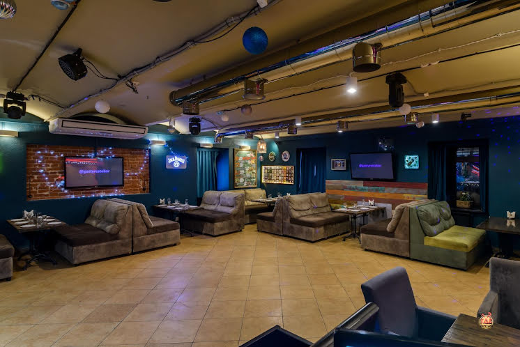 Основной зал в «GOSTY» фотография №2