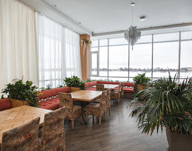  ресторан Волга & Ванильное небо