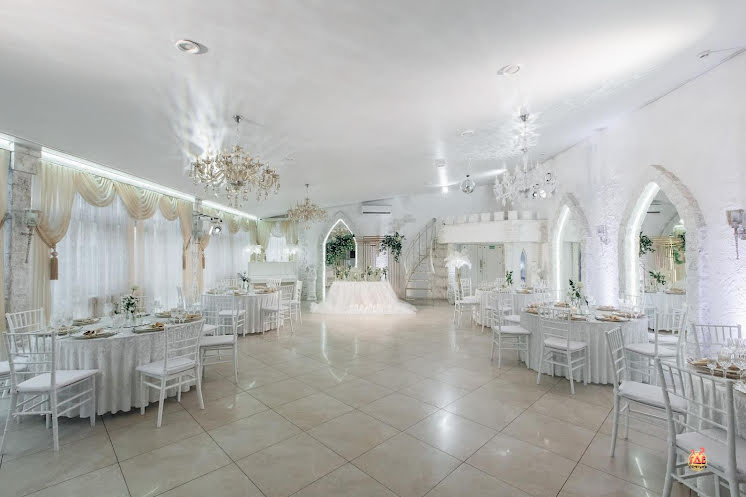 Зеркальный зал в «Кирочный двор» фотография № 1