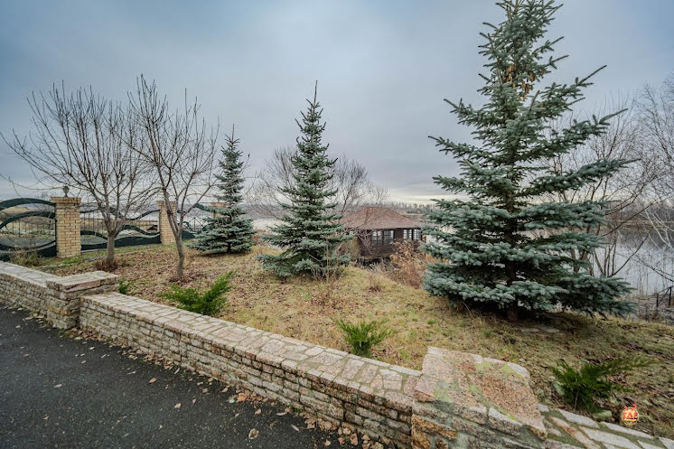 Зал с камином в «Бирюзовое» фотография №19