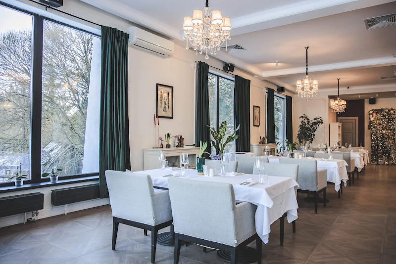 Queen's Lake фотография № 1