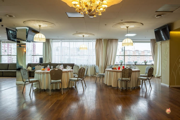 Банкетный зал  в «Ривьера» фотография №16