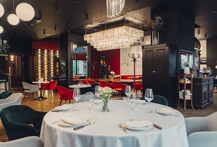 Основной зал в Основной зал