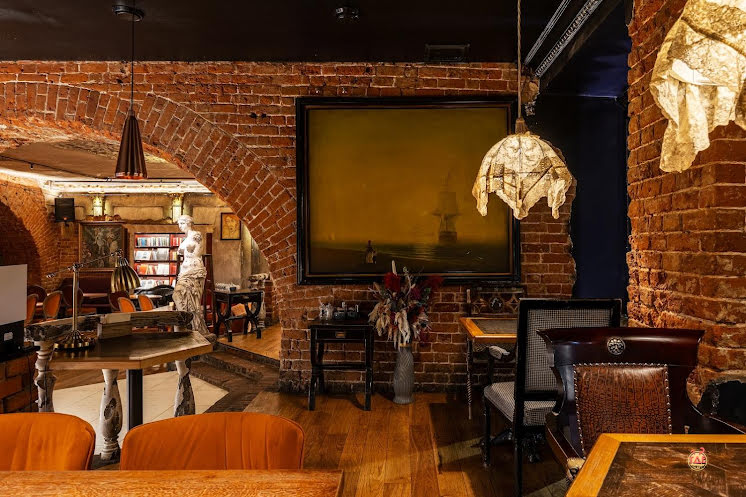 Основной зал в «БеZухов» фотография №6