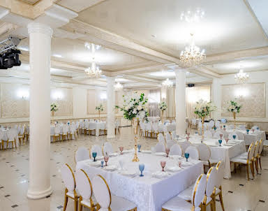 Новый год в Mozart Hall