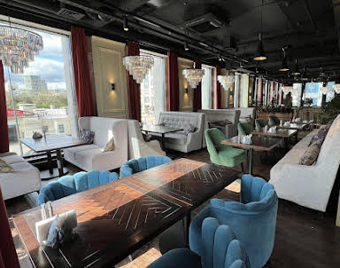 Корпоратив в Everest