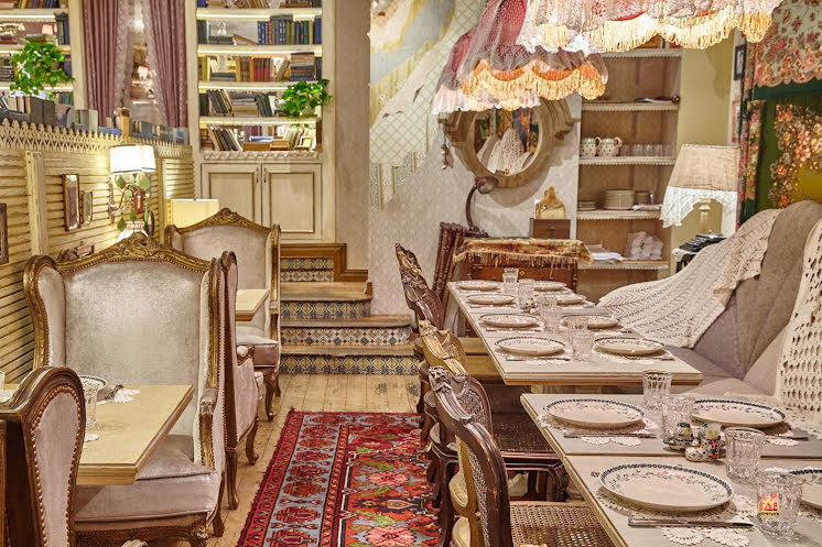 Основной зал в «Мари Vanna» фотография №2