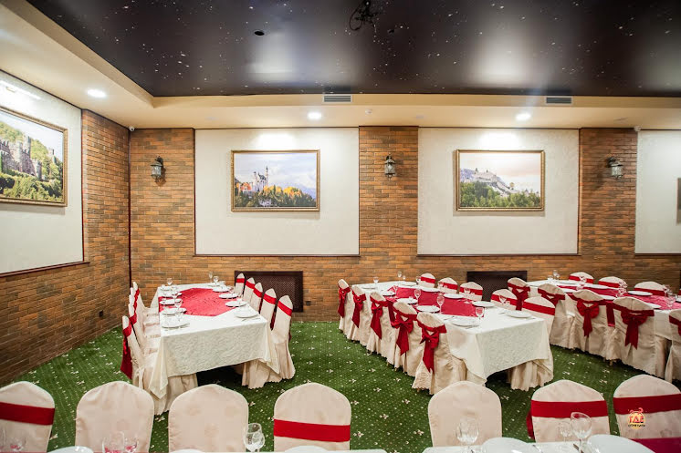 Зал на 70 чел. в «Старый замок» фотография №3