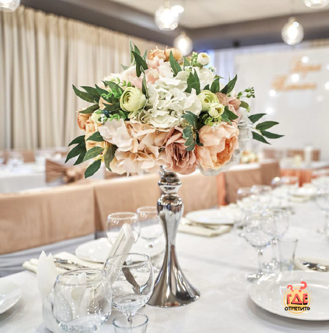 Нижний зал ресторана «Синема» в «Маринс Парк Отель Екатеринбург» фотография №3