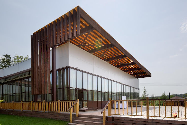 Банкетный зал Ostrov Hall в «Рыболовная усадьба - Парк-отель Остров» фотография №4