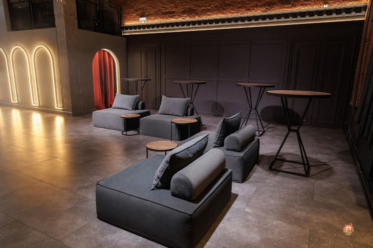 Основной зал  в «One Way Loft» фотография №9