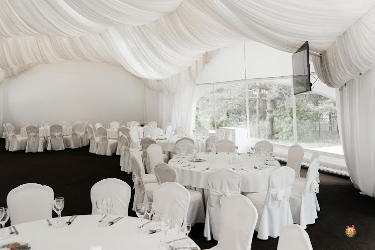 Большой шатер в «Волжская деревня» фотография №4