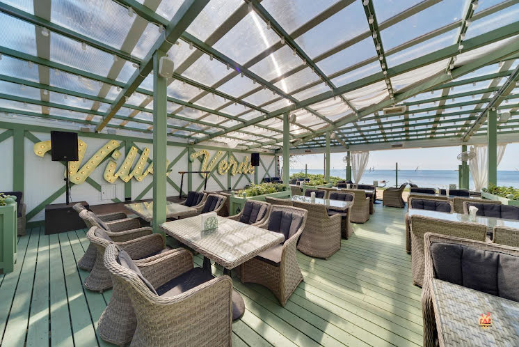 Летняя крытая терраса в «Villa Verde» фотография №6