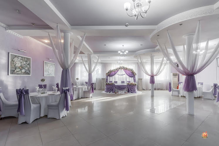 Белый зал в «Лабиринт» фотография №2