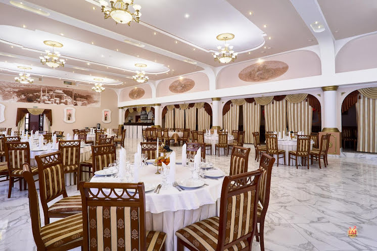 Большой зал в «Замок дружбы» фотография №3