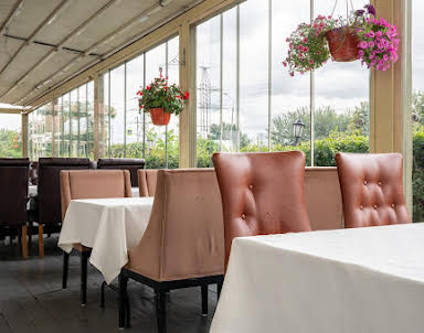  ресторан Гранатовый Сад № 1