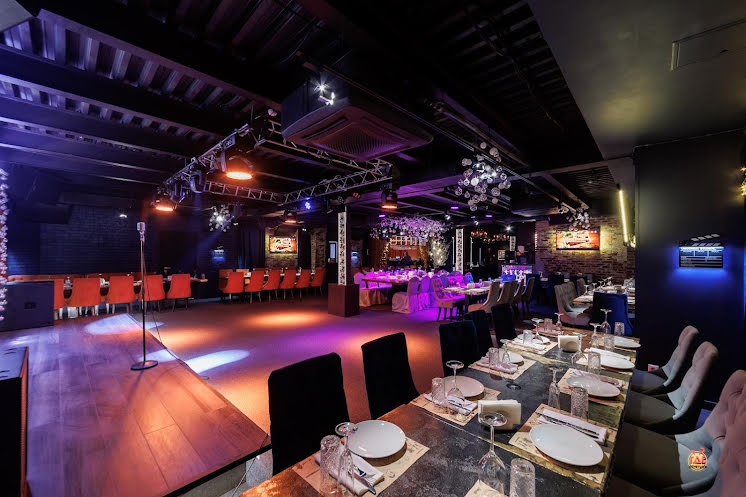 Основной зал  в «Наблюдатель» фотография №10