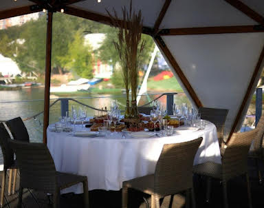 Корпоратив в Плакучая Ива & Marea