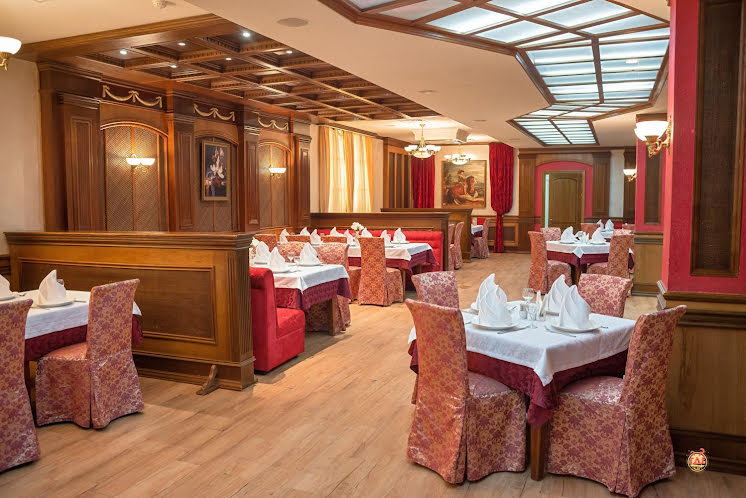 Основной зал в «Царская охота» фотография №2