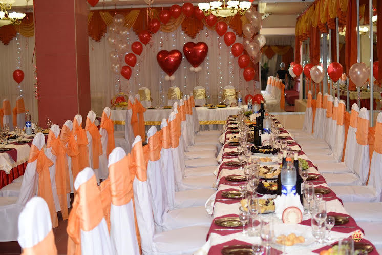 Зал на 90 человек в «Laff Cafe» фотография №4