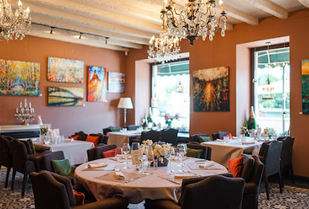 Большой зал в Малый зал