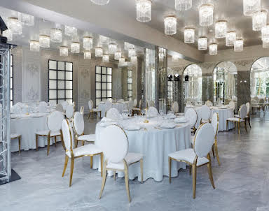  ресторан La Riva Hall