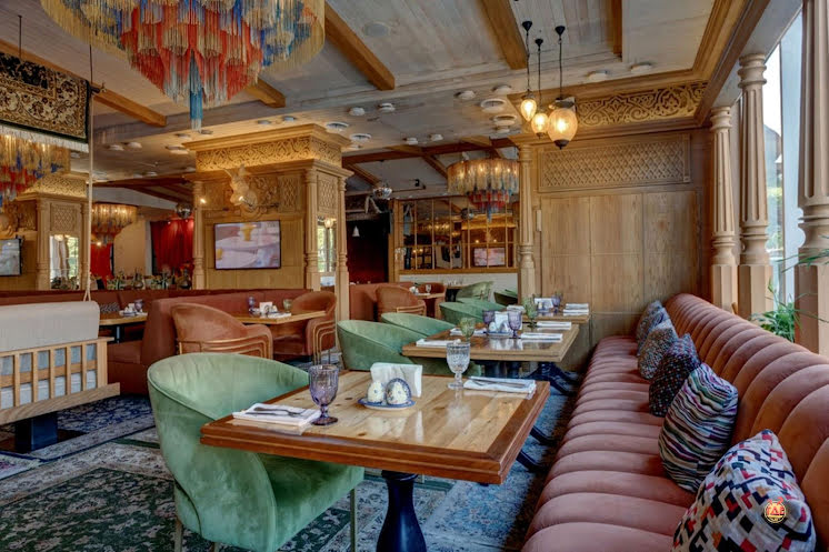 Основной зал в «Eshak в Одинцово» фотография № 1