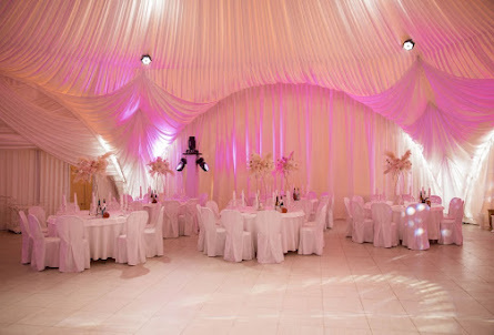 Шатер в Кафе «Зимнее»