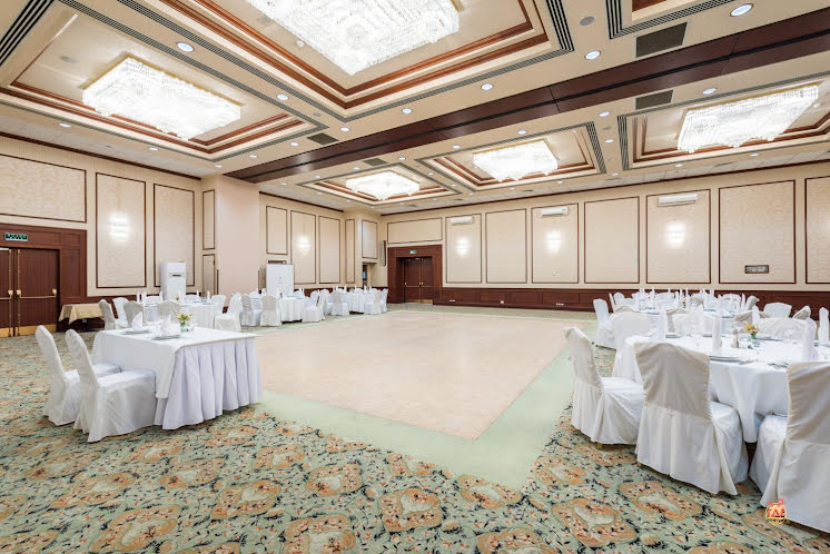 Банкетный зал «Петровский» в «Азимут Отель Аэростар» фотография №12