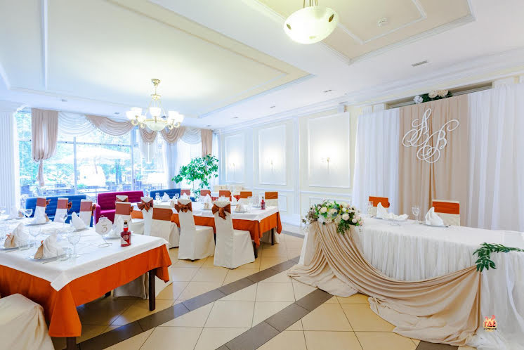 Основной зал в «Зизифора» фотография №11