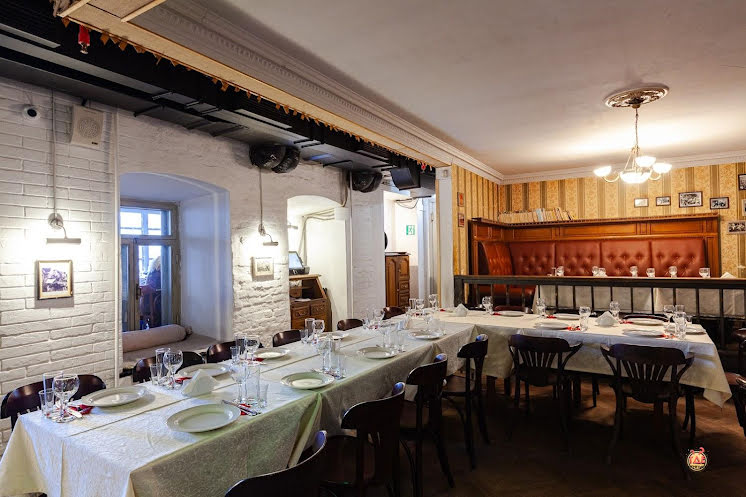 Основной зал в «Высоцкий» фотография №8