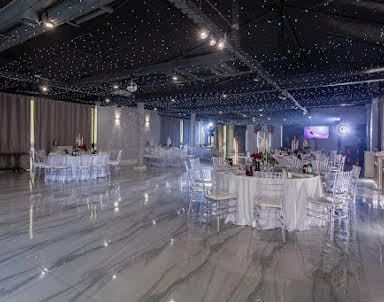  ресторан Двин Холл