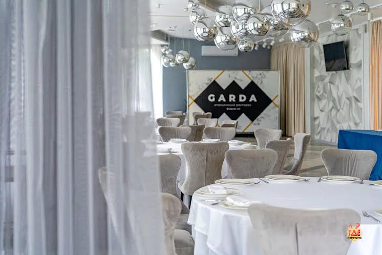 Основной зал в «GARDA» фотография №17