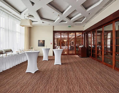 День рождения в Аквамарин