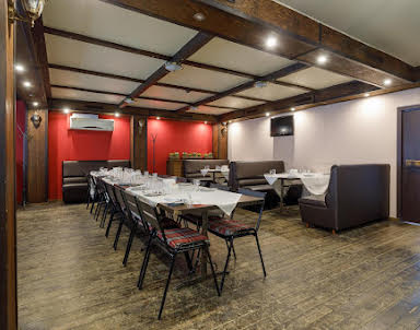  ресторан Сюрприз