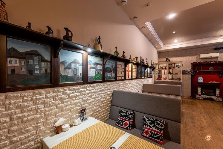 Большой зал в «Хинкали» фотография №15