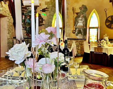  ресторан Замок в долине