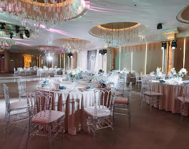  ресторан Волга & Ванильное небо