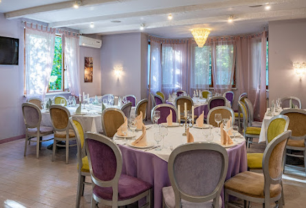 Зал «Гостиная» в Зал «Мезонин»