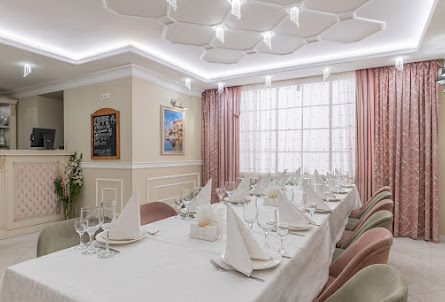 Зал на 25 человек  в Зал на 20 человек 