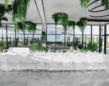  ресторан Jani Crystal