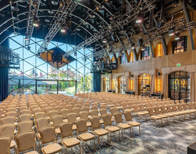  ресторан Amazing Hall