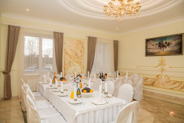 VIP-зал в «Сайран» фотография №3